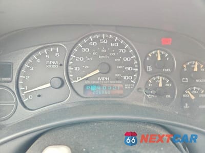 Zdjęcie 9 z 12 samochodu: 2002 GMC NEW SIERRA C1500 VIN:2GTEC19V021274730 - miniatura