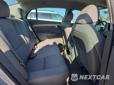 Zdjęcie 10 z 12 samochodu: 2011 CHEVROLET MALIBU LS VIN:1G1ZB5E1XBF198398 - miniatura