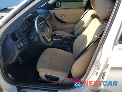 Zdjęcie 7 z 12 samochodu: 2018 BMW 330 I VIN:WBA8B9G56JNU99441 - miniatura