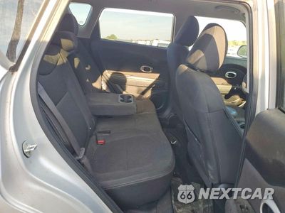 Zdjęcie 11 z 13 samochodu: 2014 KIA SOUL BASE VIN:KNDJN2A21E7727745 - miniatura
