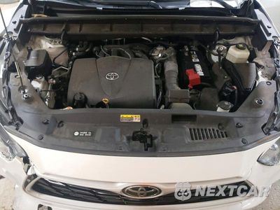 Zdjęcie 12 z 14 samochodu: 2022 TOYOTA HIGHLANDER L VIN:5TDCZRAH8NS094788 - miniatura