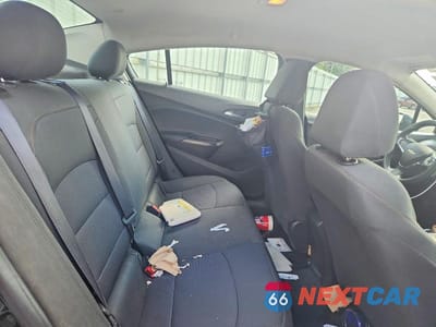 Zdjęcie 10 z 12 samochodu: 2018 CHEVROLET CRUZE LS VIN:1G1BC5SM9J7204309 - miniatura