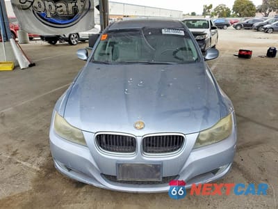 Piąte zdjęcie samochodu w środku: 2009 BMW 328 I VIN:WBAPH77529NM30126 - miniatura