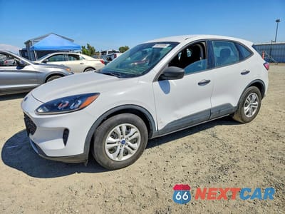2020 FORD ESCAPE S 1FMCU0F6XLUC48391 - główne zdjęcie licytacji z USA - miniatura