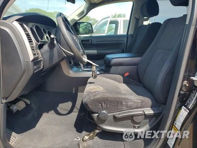 Zdjęcie 7 z 12 samochodu: 2010 TOYOTA TUNDRA CREWMAX SR5 VIN:5TFDW5F12AX146826 - miniatura