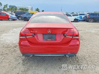 Zdjęcie 6 z 12 samochodu: 2019 MERCEDES-BENZ A 220 VIN:WDD3G4EB8KW022330 - miniatura