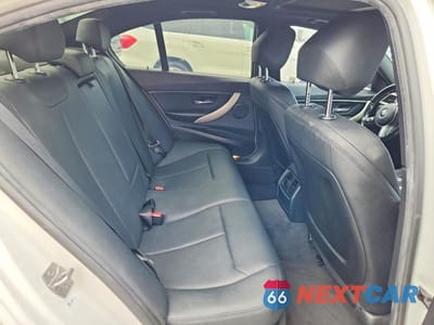 Zdjęcie 10 z 12 samochodu: 2016 BMW 320 I VIN:WBA8E1G52GNT37761 - miniatura