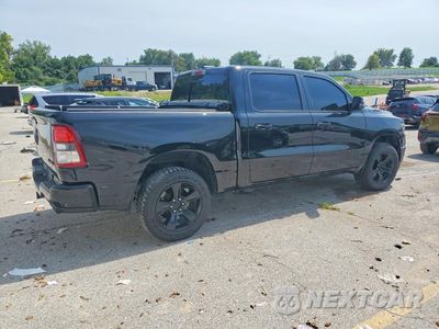 Trzecie zdjęcie samochodu z tyłu: 2023 RAM 1500 BIG HORN/LONE STAR VIN:1C6SRFFT4PN684056 - miniatura
