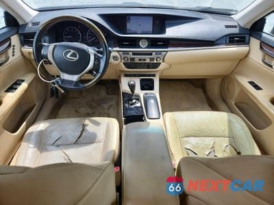 Zdjęcie 8 z 12 samochodu: 2013 LEXUS ES 350 VIN:JTHBK1GG5D2042605 - miniatura