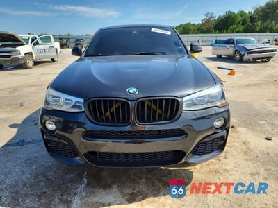 Piąte zdjęcie samochodu w środku: 2018 BMW X4 XDRIVEM40I VIN:5UXXW7C5XJ0W65128 - miniatura