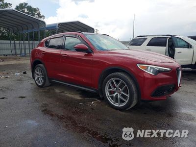 Czwarte zdjęcie samochodu z boku: 2018 ALFA ROMEO STELVIO TI SPORT VIN:ZASFAKNN5J7C06194 - miniatura