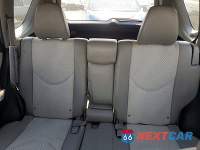 Zdjęcie 10 z 13 samochodu: 2012 TOYOTA RAV4 EV BASE VIN:2T3YL4DV6CW001242 - miniatura