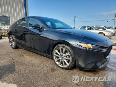 Czwarte zdjęcie samochodu z boku: 2021 MAZDA 3 SELECT VIN:JM1BPAKL7M1322913 - miniatura