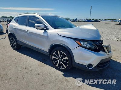 Czwarte zdjęcie samochodu z boku: 2017 NISSAN ROGUE SPORT SL VIN:JN1BJ1CP8HW008931 - miniatura
