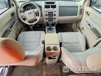 Zdjęcie 8 z 13 samochodu: 2011 FORD ESCAPE XLT VIN:1FMCU0DG9BKB13103 - miniatura
