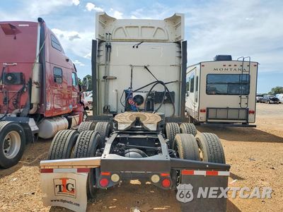Zdjęcie 6 z 15 samochodu: 2016 PETERBILT 579 SEMI TRUCK VIN:1XPBDP9X7GD324053 - miniatura