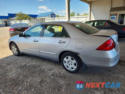 Drugie zdjęcie samochodu z przodu: 2007 HONDA ACCORD LX VIN:1HGCM56437A132166 - miniatura