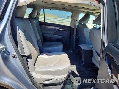 Zdjęcie 11 z 13 samochodu: 2022 TOYOTA HIGHLANDER PLATINUM VIN:5TDFZRBHXNS214456 - miniatura