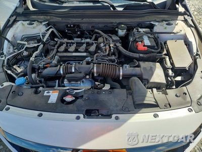 Zdjęcie 11 z 12 samochodu: 2018 HONDA ACCORD SPORT VIN:1HGCV1F32JA235518 - miniatura