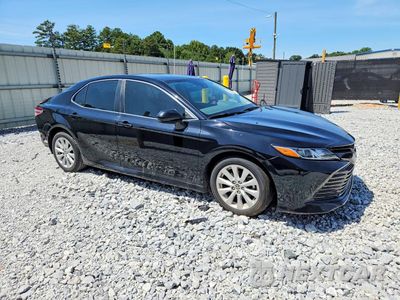 Czwarte zdjęcie samochodu z boku: 2020 TOYOTA CAMRY LE VIN:4T1C11AK2LU971381 - miniatura