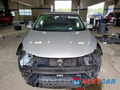 Piąte zdjęcie samochodu w środku: 2019 NISSAN SENTRA SV VIN:3N1AB7AP6KY431893 - miniatura