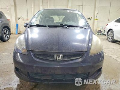 Piąte zdjęcie samochodu w środku: 2008 HONDA FIT SPORT VIN:JHMGD376X8S023878 - miniatura
