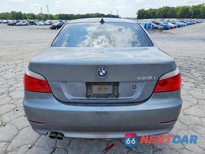 Zdjęcie 6 z 12 samochodu: 2010 BMW 528 I VIN:WBANU5C57AC460509 - miniatura
