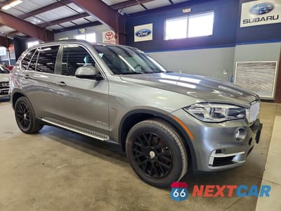 Czwarte zdjęcie samochodu z boku: 2016 BMW X5 XDR40E VIN:5UXKT0C50G0S78381 - miniatura