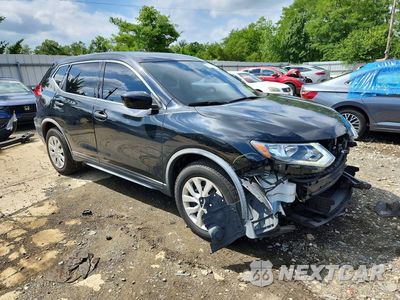 Czwarte zdjęcie samochodu z boku: 2017 NISSAN ROGUE S VIN:KNMAT2MT9HP593565 - miniatura