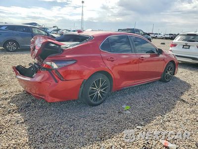 Trzecie zdjęcie samochodu z tyłu: 2024 TOYOTA CAMRY SE VIN:4T1G11AK5RU258582 - miniatura