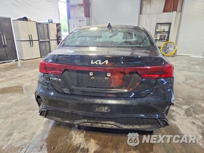 Zdjęcie 6 z 12 samochodu: 2023 KIA FORTE VIN:3KPF24AD2PE639303 - miniatura