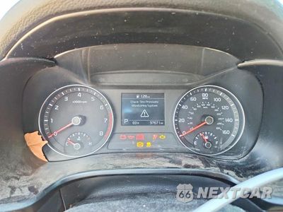 Zdjęcie 9 z 12 samochodu: 2019 KIA FORTE LXS VIN:3KPF24AD0KE113048 - miniatura