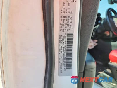 Zdjęcie 12 z 12 samochodu: 2018 DODGE DURANGO SXT VIN:1C4RDHAG4JC385049 - miniatura