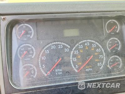 Zdjęcie 9 z 12 samochodu: 2003 FREIGHTLINER FL60 BOX TRUCK VIN:1FVABPAK93HK74511 - miniatura