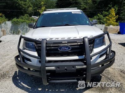 Piąte zdjęcie samochodu w środku: 2019 FORD EXPLORER POLICE INTERCEPTOR VIN:1FM5K8ATXKGB23947 - miniatura