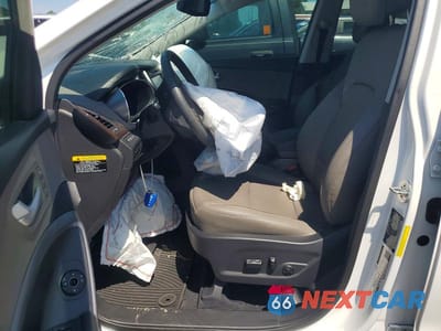 Zdjęcie 7 z 13 samochodu: 2017 HYUNDAI SANTA FE SPORT 2.0T ULTIMATE VIN:5XYZW4LA5HG491964 - miniatura