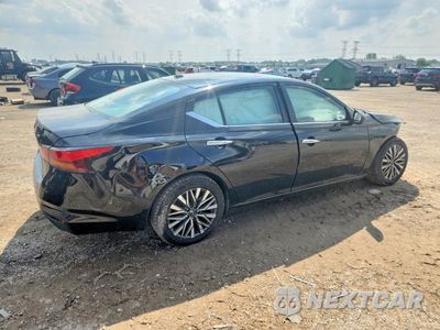 Trzecie zdjęcie samochodu z tyłu: 2025 NISSAN ALTIMA SV VIN:1N4BL4DV8SN346452 - miniatura