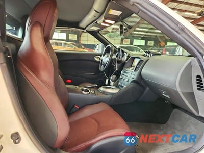 Zdjęcie 10 z 12 samochodu: 2017 NISSAN 370Z ROADSTER VIN:JN1AZ4FH1HM940605 - miniatura