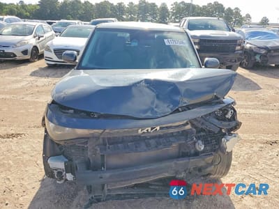Piąte zdjęcie samochodu w środku: 2024 KIA SOUL LX VIN:KNDJ23AU1R7242253 - miniatura