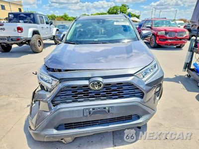 Piąte zdjęcie samochodu w środku: 2021 TOYOTA RAV4 XLE VIN:2T3W1RFV9MC118999 - miniatura