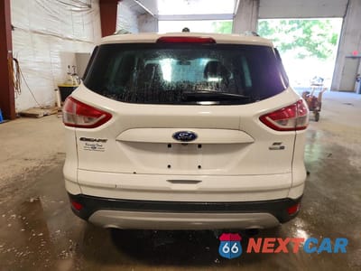 Zdjęcie 6 z 13 samochodu: 2015 FORD ESCAPE SE VIN:1FMCU9GX0FUA20805 - miniatura
