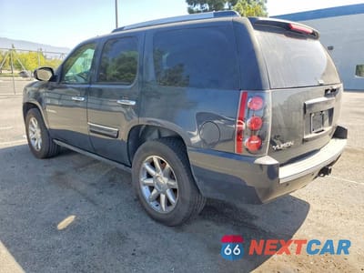 Drugie zdjęcie samochodu z przodu: 2008 GMC YUKON DENALI VIN:1GKEC63848J173581 - miniatura