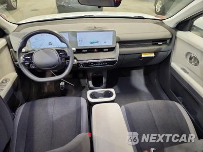 Zdjęcie 8 z 13 samochodu: 2022 HYUNDAI IONIQ 5 SE VIN:KM8KMDAF7NU086796 - miniatura