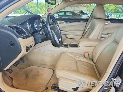 Zdjęcie 7 z 13 samochodu: 2013 CHRYSLER 300 VIN:2C3CCAAG6DH709687 - miniatura