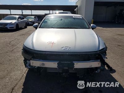 Piąte zdjęcie samochodu w środku: 2025 HYUNDAI SONATA SE VIN:KMHL24JA8SA506254 - miniatura