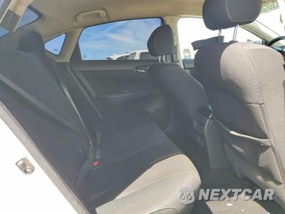 Zdjęcie 10 z 12 samochodu: 2016 NISSAN SENTRA S VIN:3N1AB7AP0GY325706 - miniatura