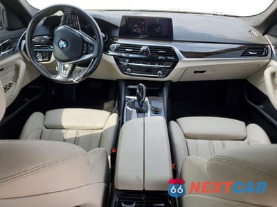 Zdjęcie 8 z 12 samochodu: 2017 BMW 540 XI VIN:WBAJE7C34HG890362 - miniatura
