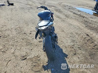Czwarte zdjęcie samochodu z boku: 2020 YAMAHA YZFR3 A VIN:MH3RH18Y8LK004081 - miniatura