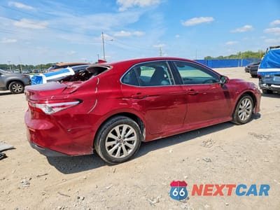 Trzecie zdjęcie samochodu z tyłu: 2020 TOYOTA CAMRY LE VIN:4T1C11AK0LU945989 - miniatura