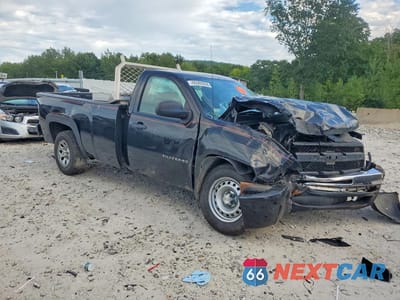 Czwarte zdjęcie samochodu z boku: 2010 CHEVROLET SILVERADO C1500 VIN:1GCPCPEAXAZ190371 - miniatura